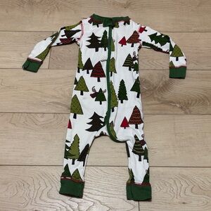 Festive Green and White Tree Print Kids Footie